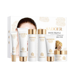 Image of Moisturizing And Skin Rejuvenation Skin Care Product Set